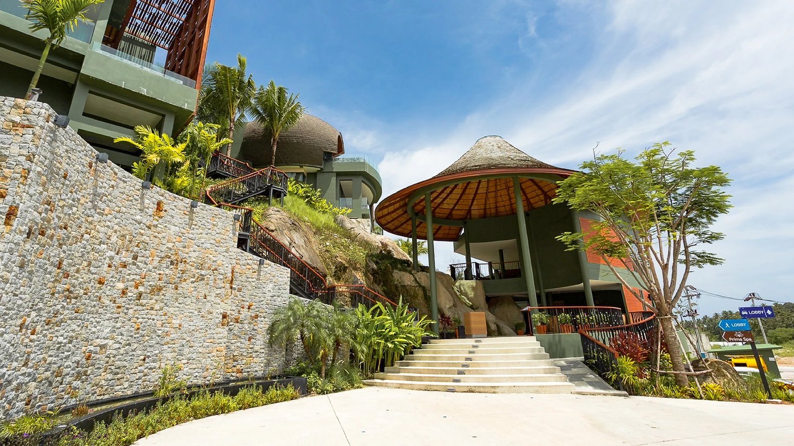 Crest Resort and Pool Villas, the spa