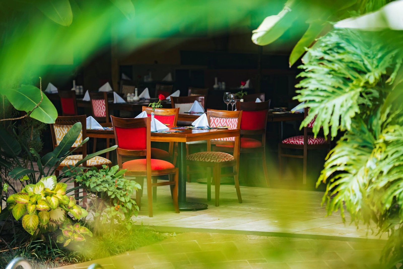 Kigali Serena Hotel, at the table