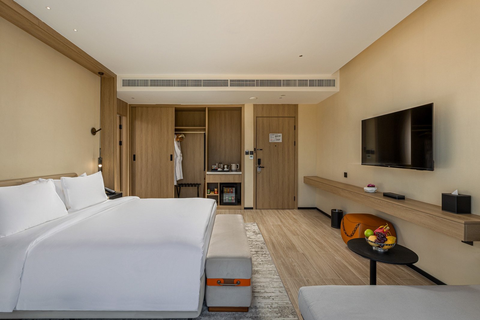 Laya Resort Phuket — vibe