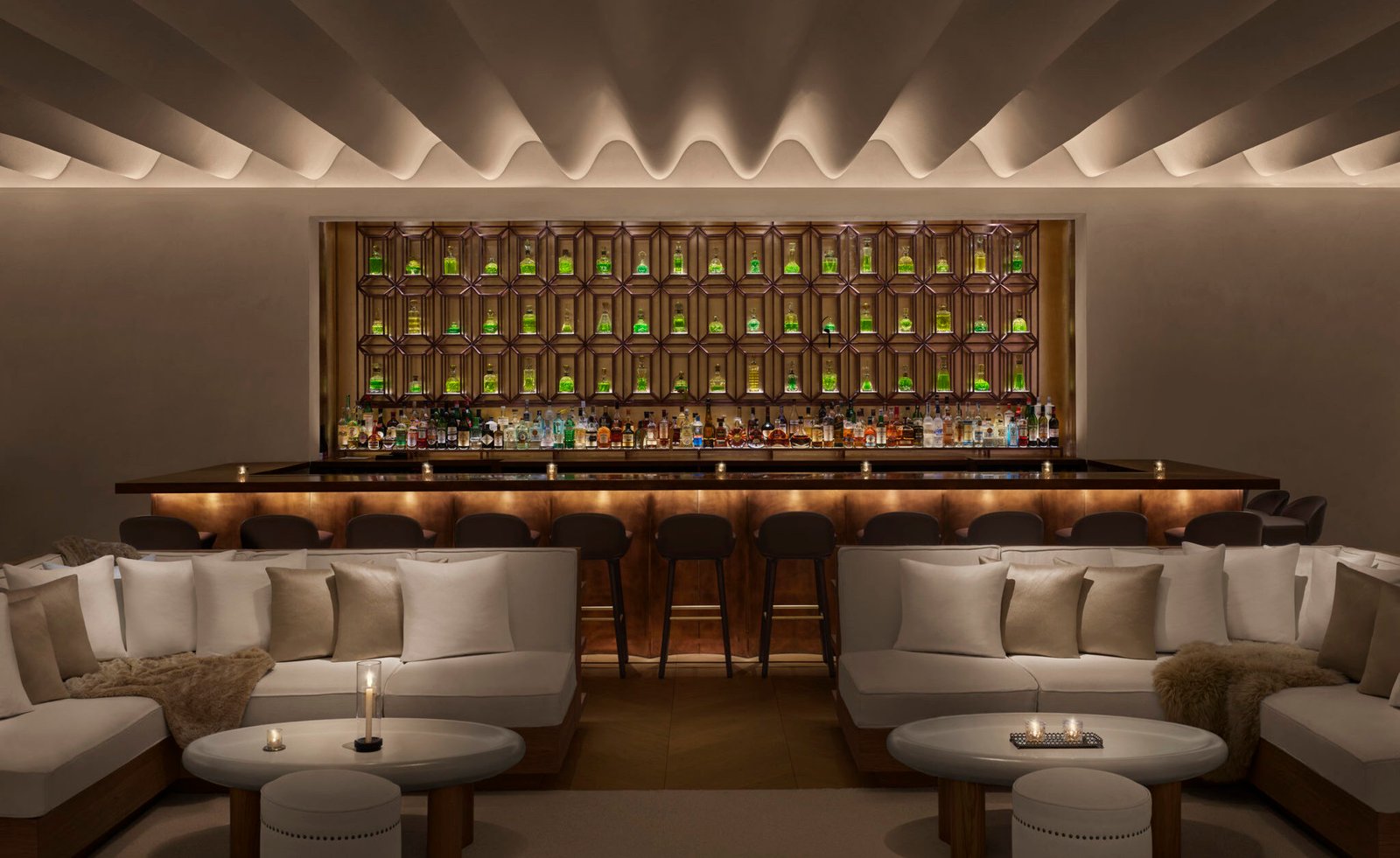 The Madrid EDITION, lobby bar