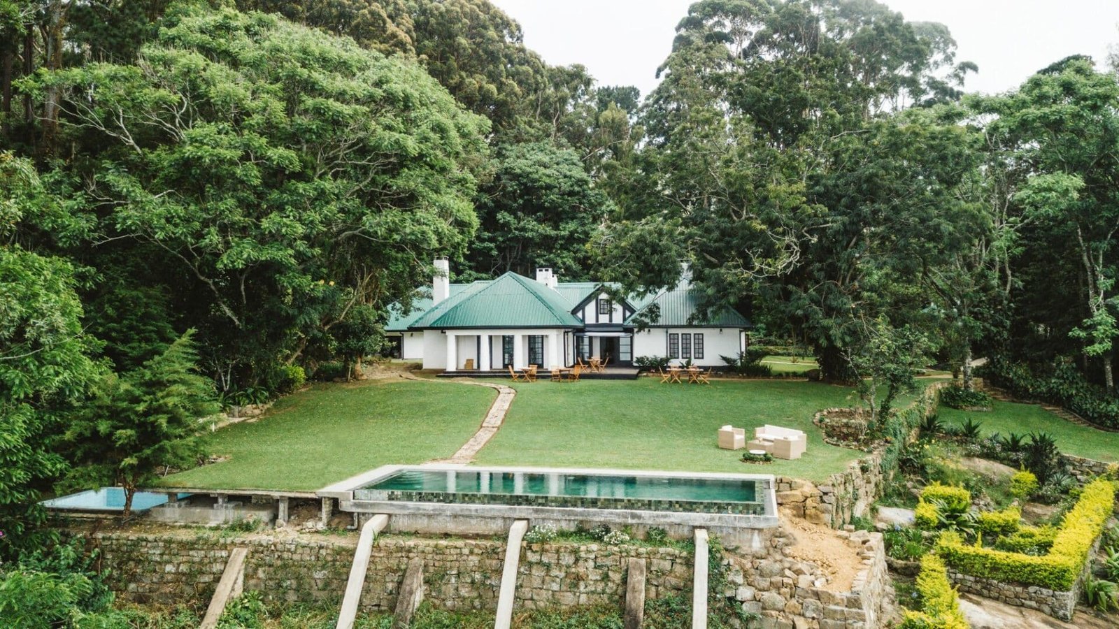 Thotalagala, the pool