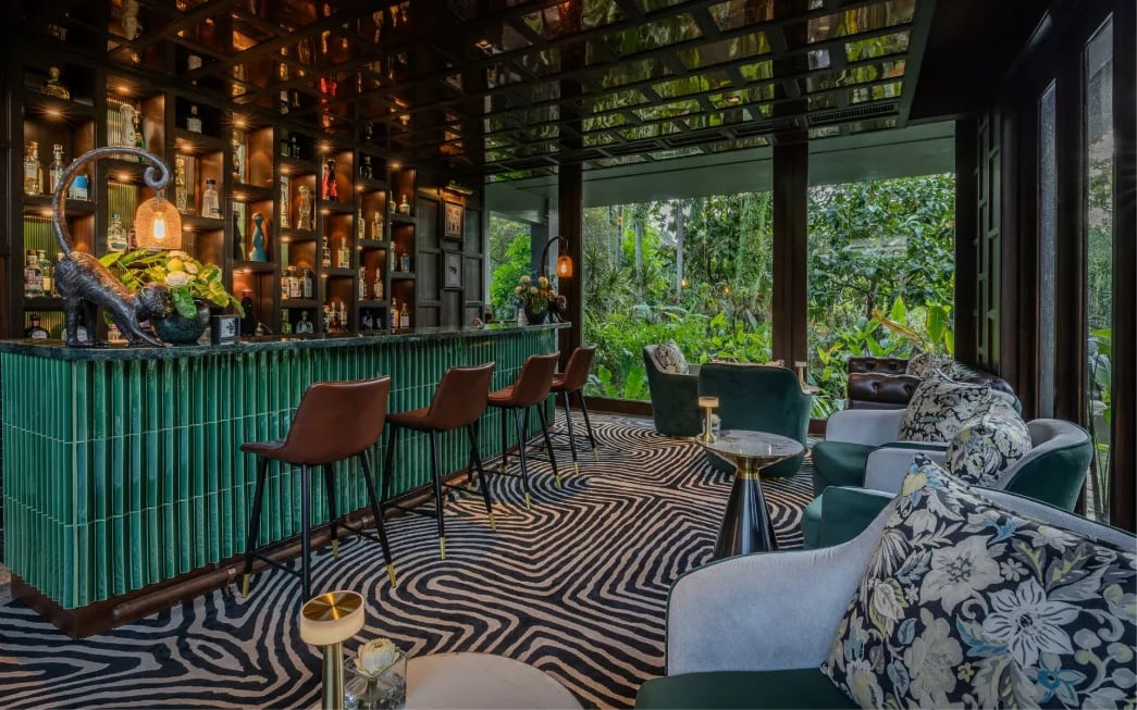 Anantara Mai Khao Phuket Villas, bua bar