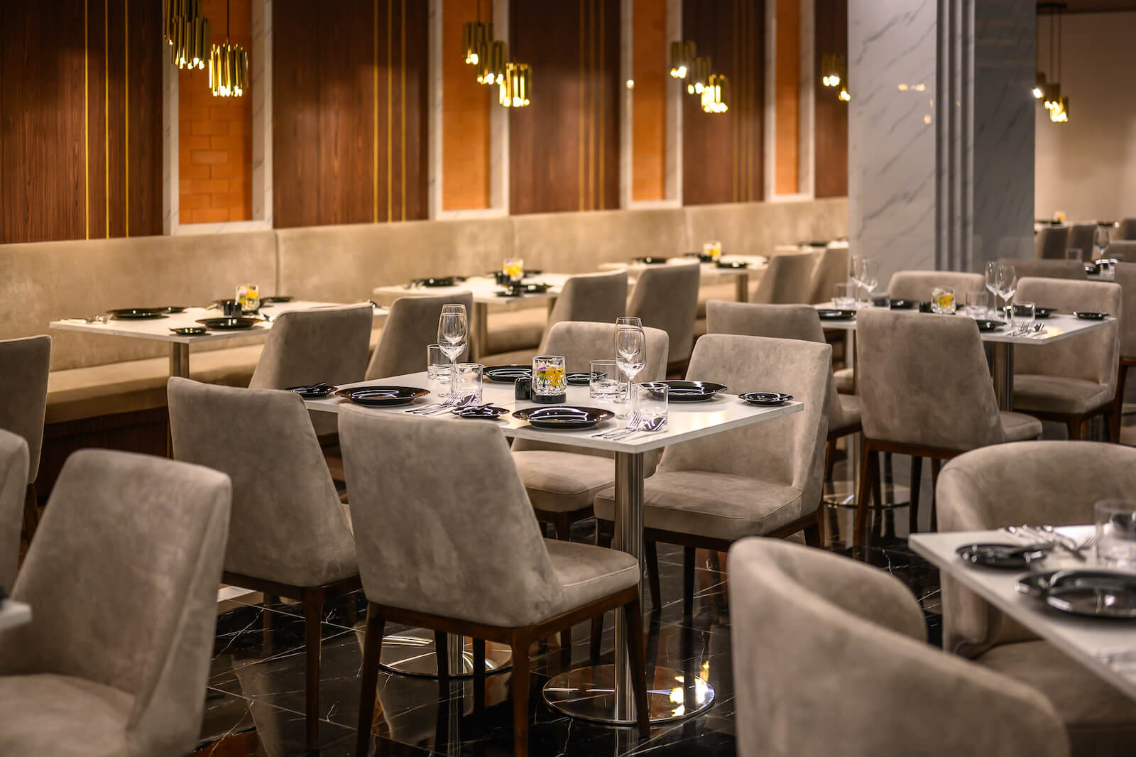 Mida Grande Resort Phuket — eat & drink