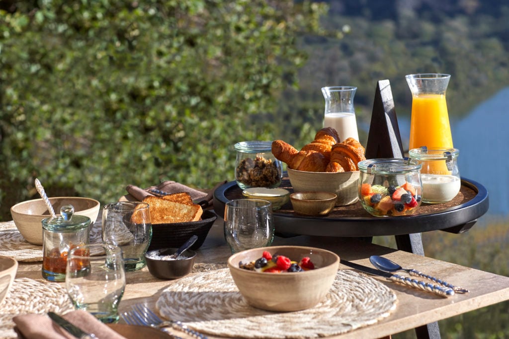 Singita Pamushana, at the table