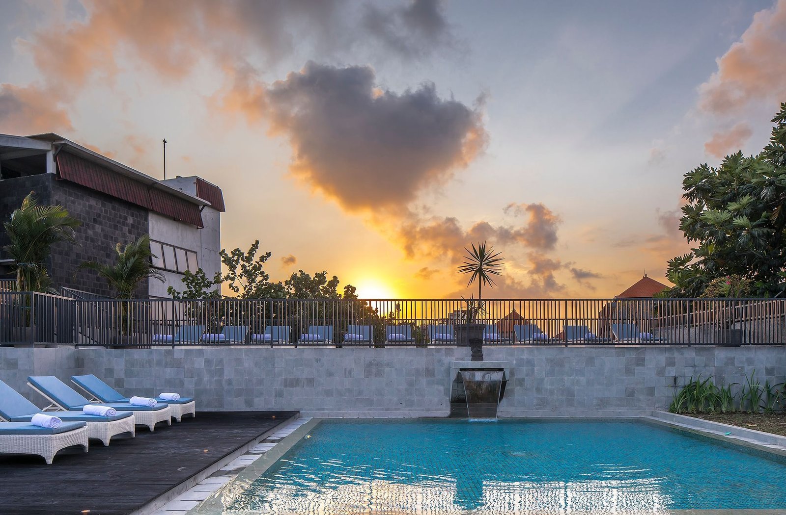 Eastin Ashta Resort, the pool