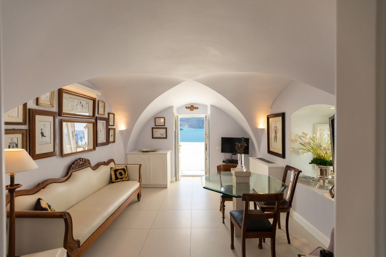 The Tsitouras Collection, rooms