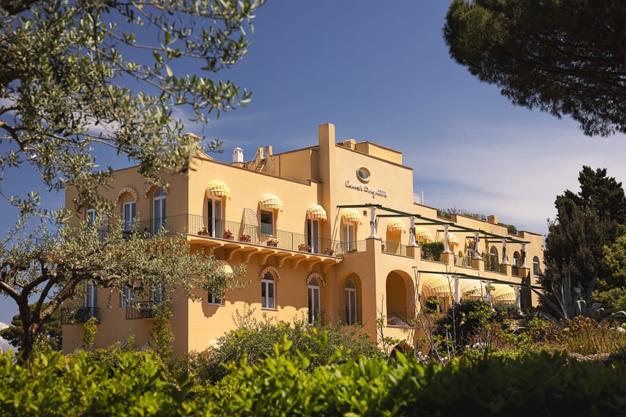 Hotel Caesar Augustus, backstory