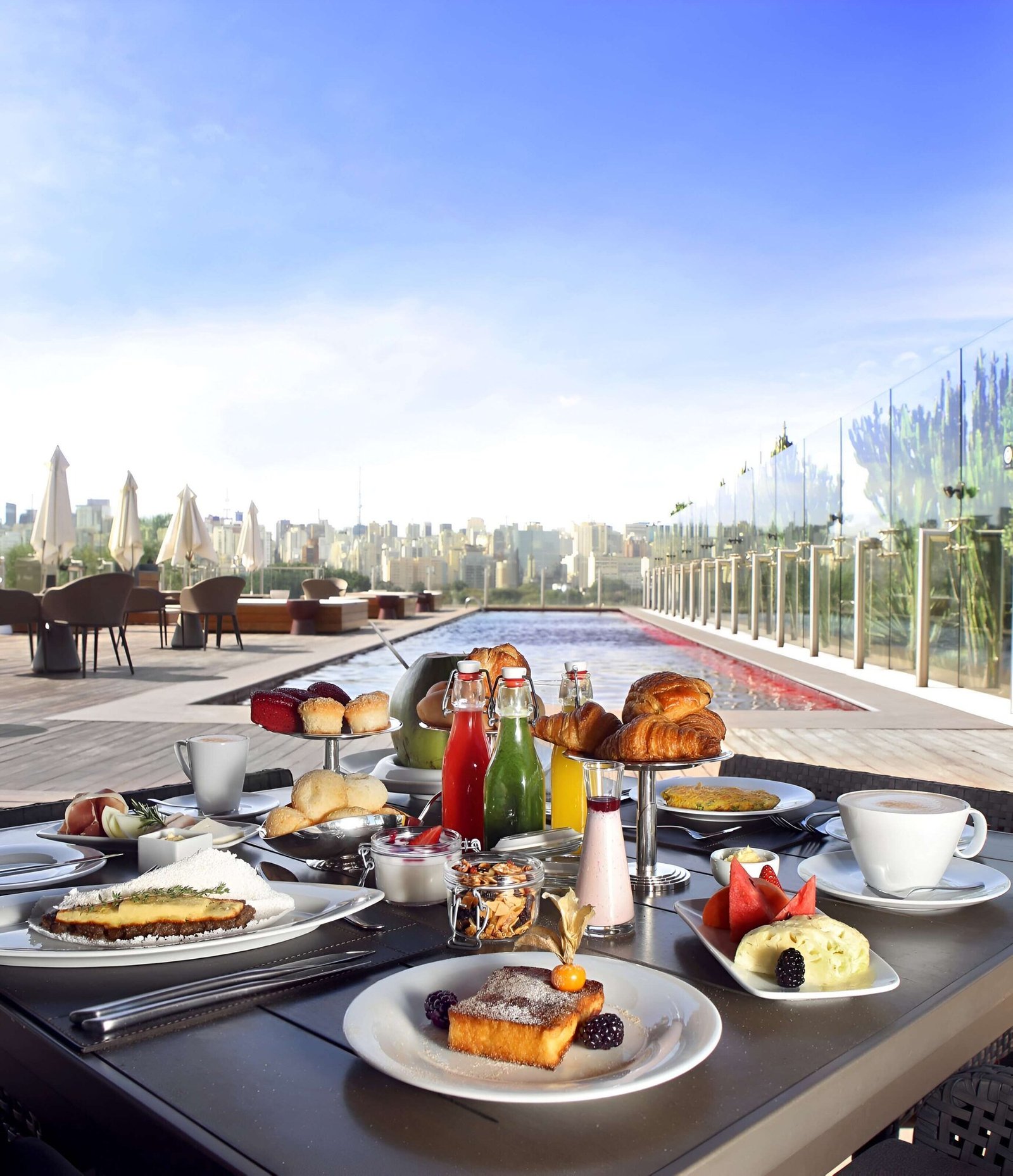 Hotel Unique, eat & drink