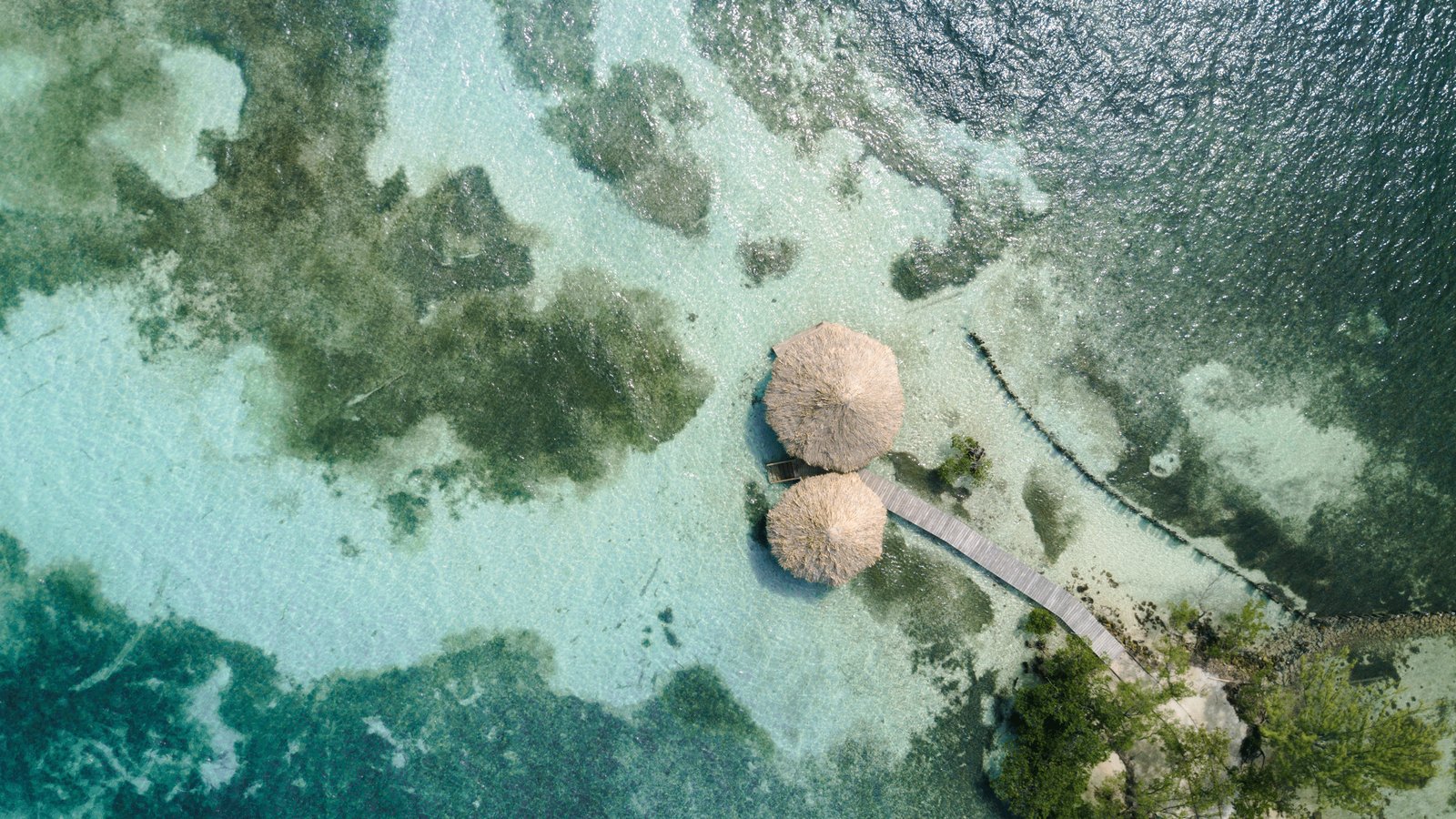 Thatch Caye Resort, wellness