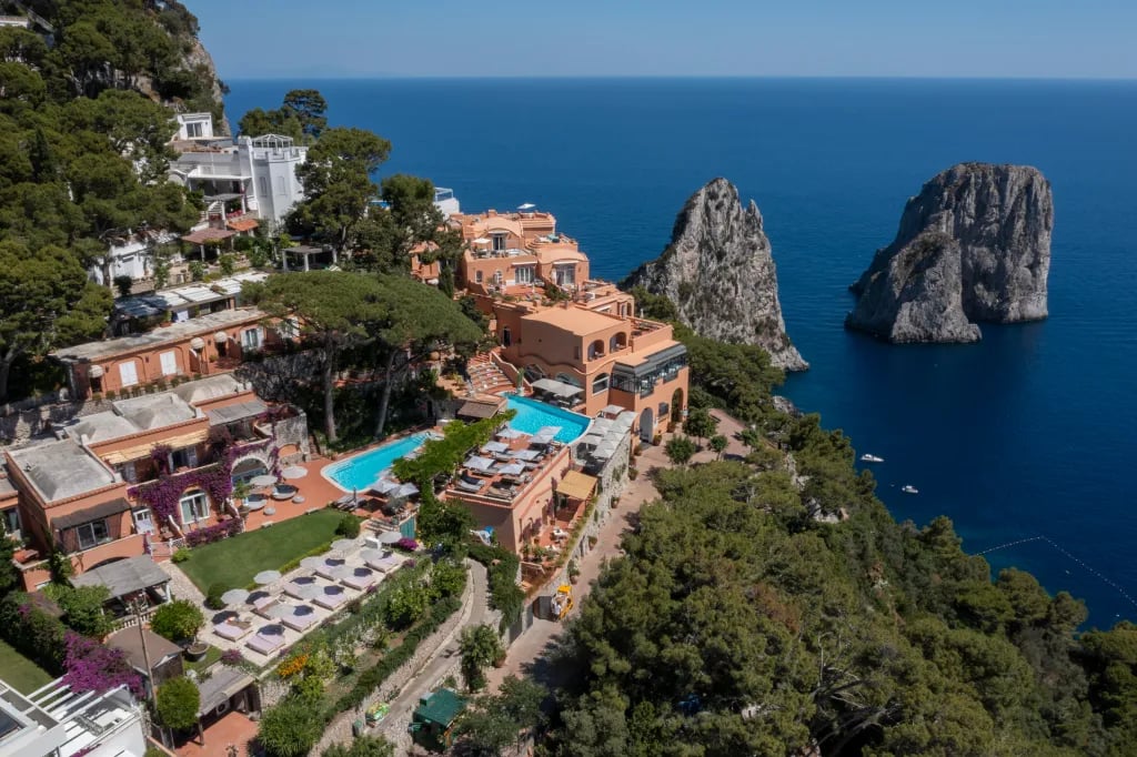 Hotel Punta Tragara, backstory