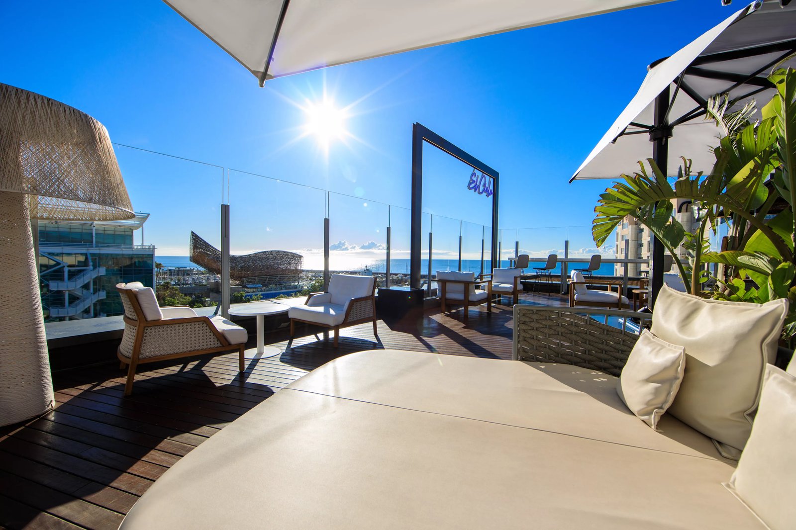 Sofitel Barcelona Skipper, vibe