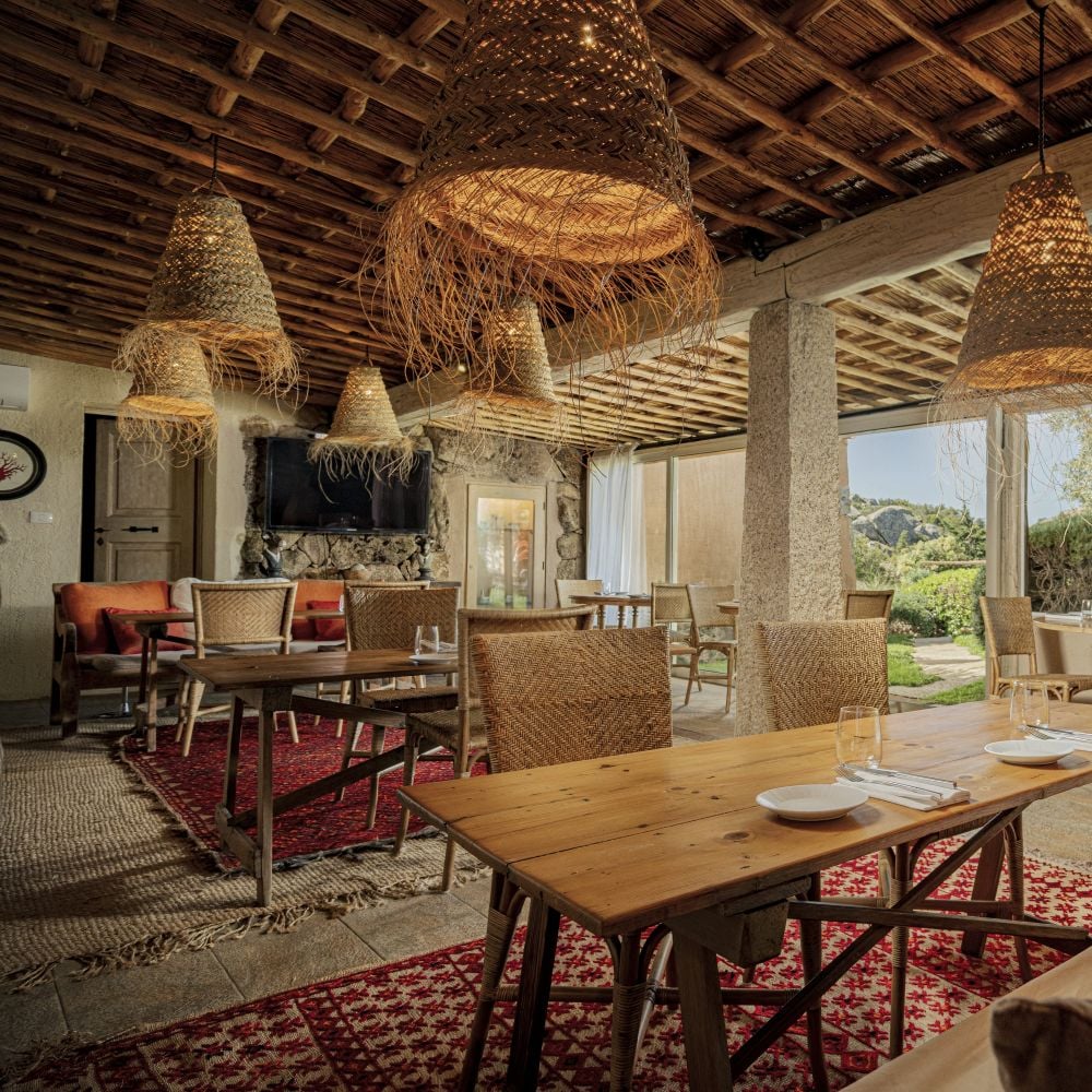 Petra Segreta Resort & Spa, at the table