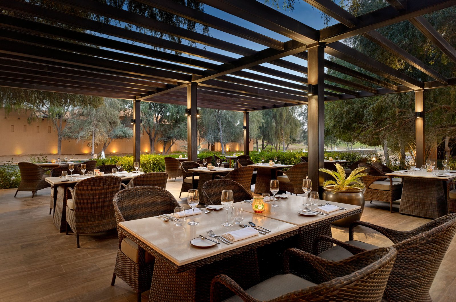 The Ritz-Carlton Ras Al Khaimah, Al Wadi Desert, eat & drink