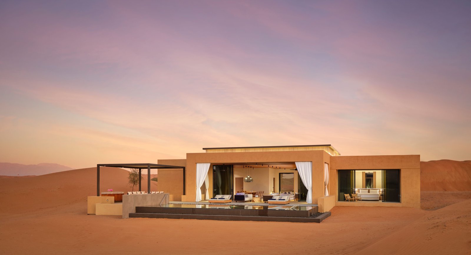 The Ritz-Carlton Ras Al Khaimah, Al Wadi Desert, backstory