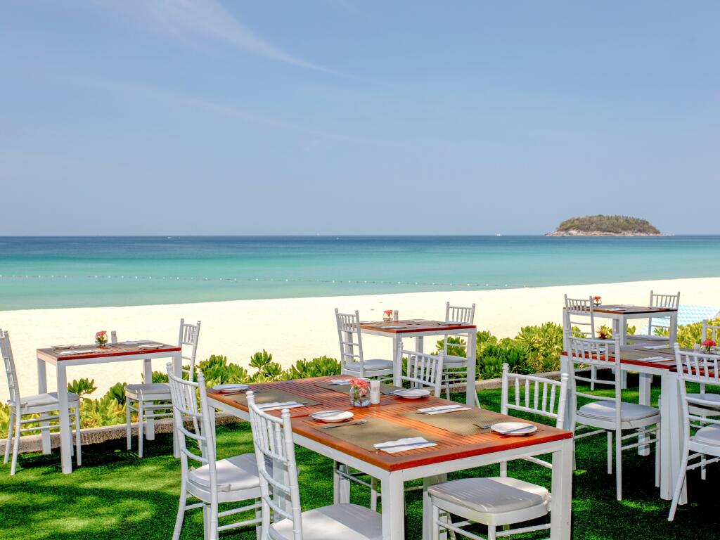 Katathani Phuket Beach Resort — eat & drink