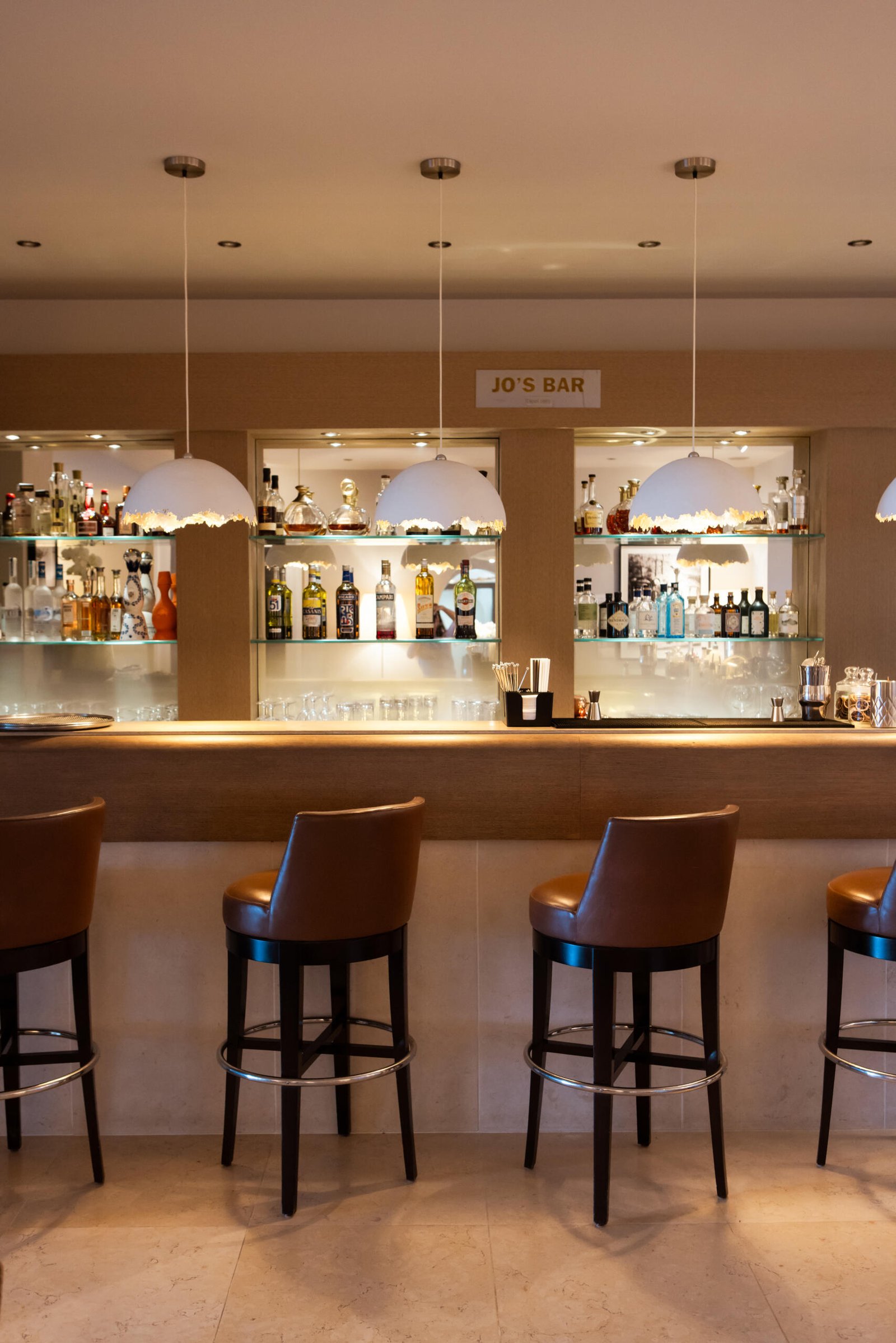 La Villa Calvi, jo's bar & pool terrace