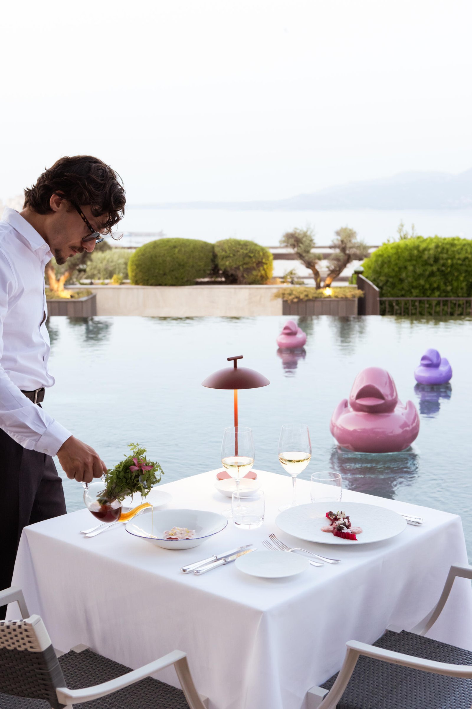 La Villa Calvi, at the table