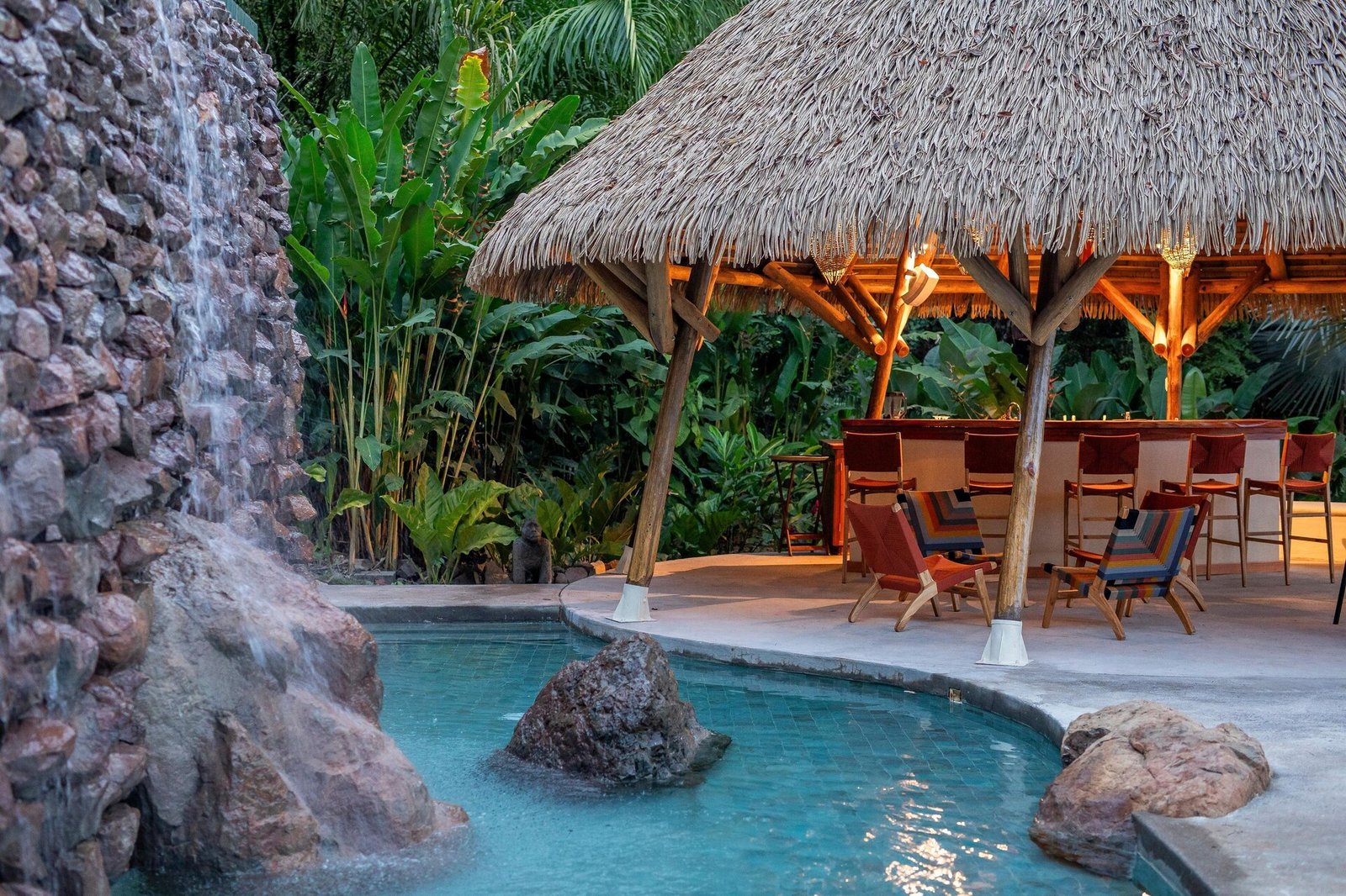 Isla Palenque, eat & drink