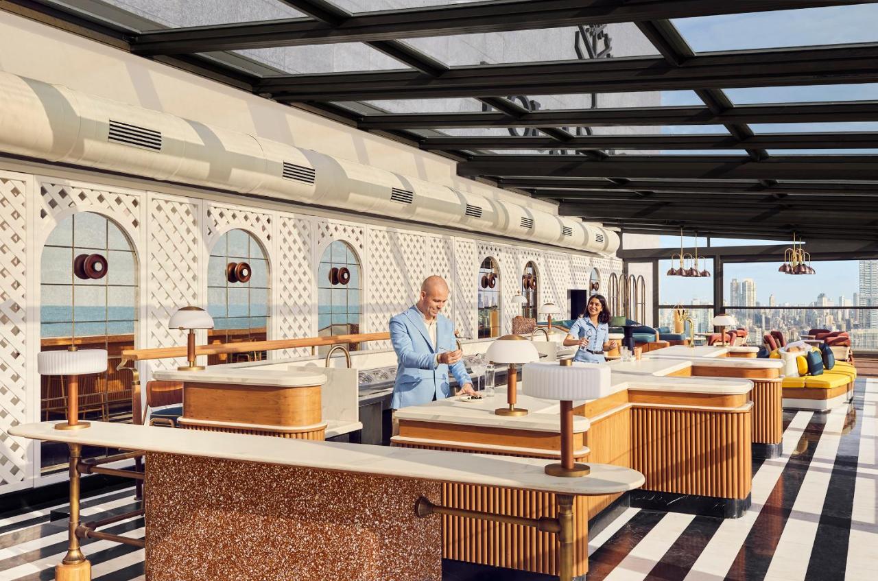 Four Seasons Hotel Mumbai, eat & drink