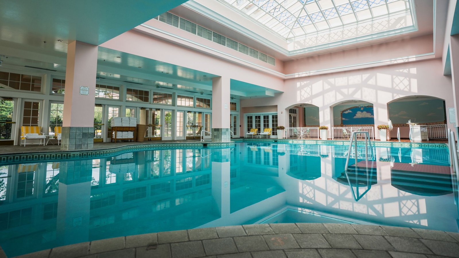 The Broadmoor, the pool