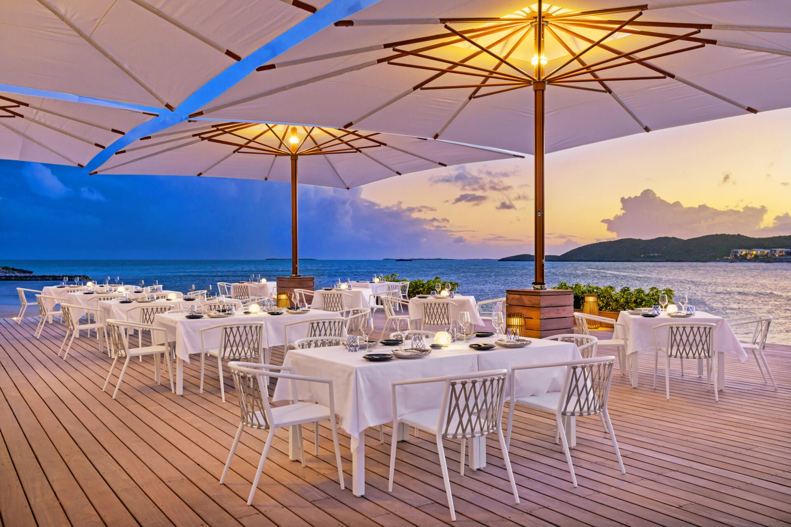 Wymara Villas, eat & drink