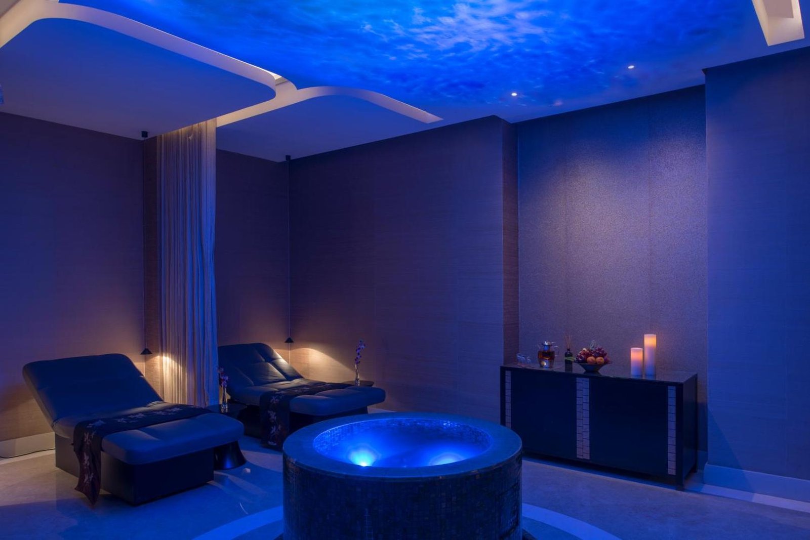 Four Seasons Hotel Riyadh At Kingdom Center, the spa