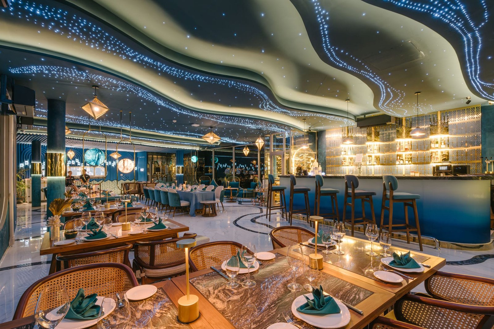 Metadee Concept Hotel, moon terrace rooftop bar & restaurant