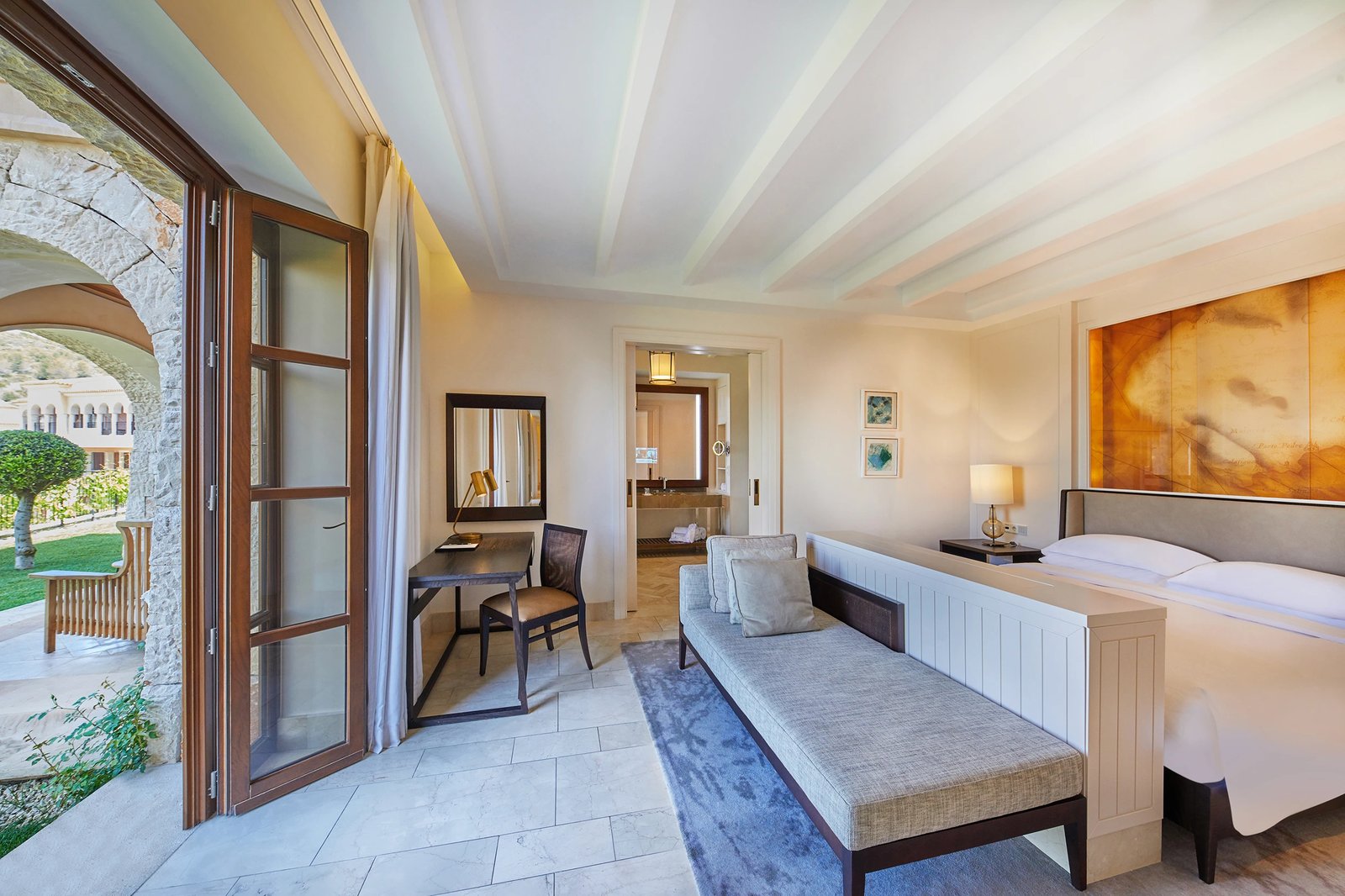 Cap Vermell Grand Hotel, rooms