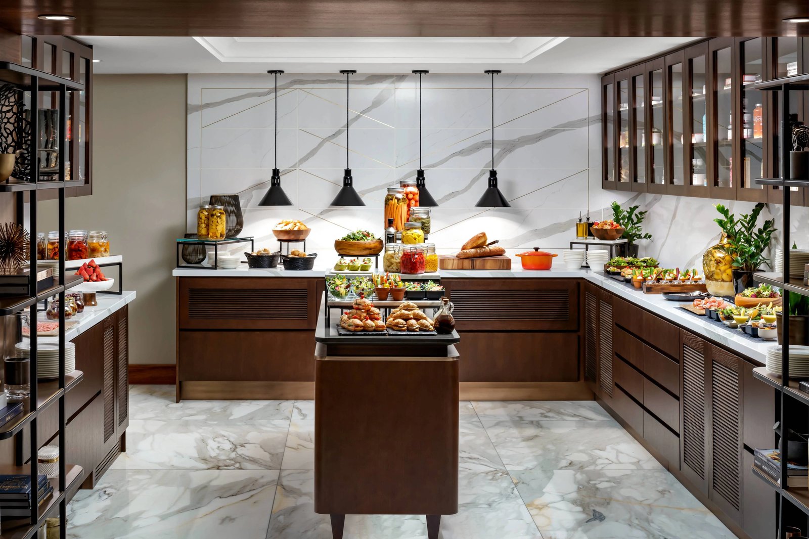 The Ritz-Carlton, Toronto, at the table