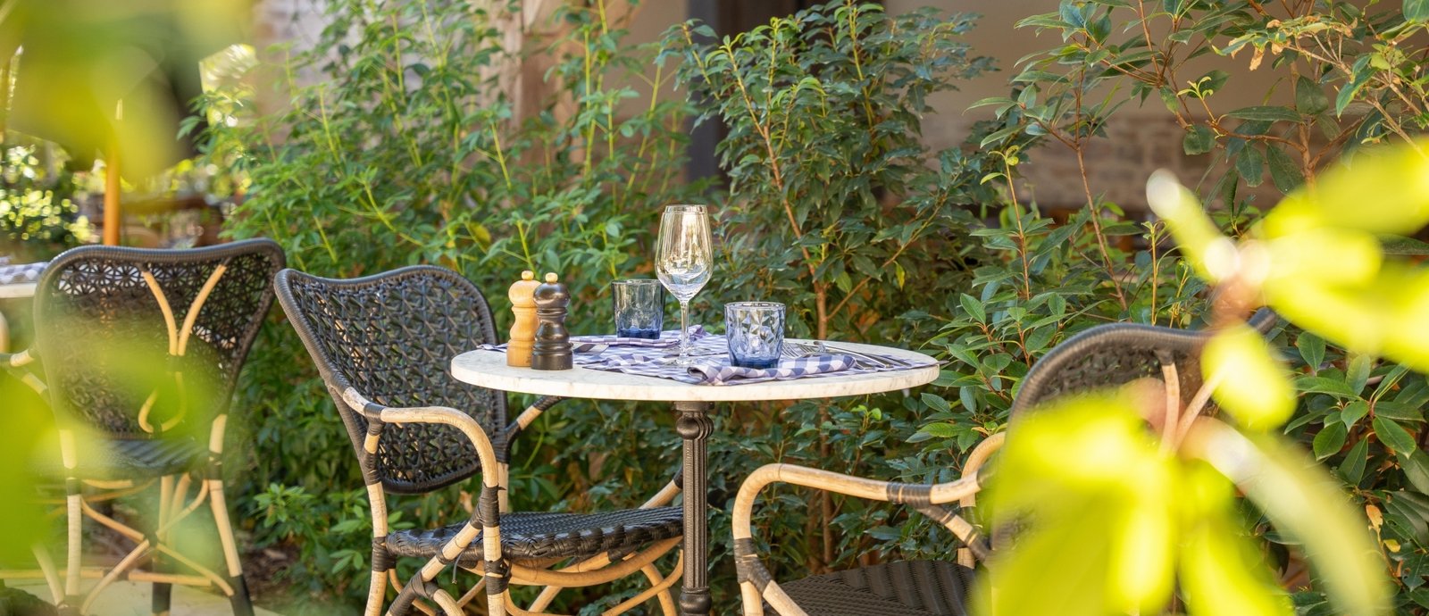 Hostellerie de Levernois, bistrot du bord de l'eau