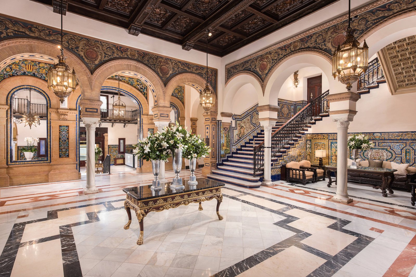 Hotel Alfonso XIII, a Luxury Collection Hotel, Seville, vibe