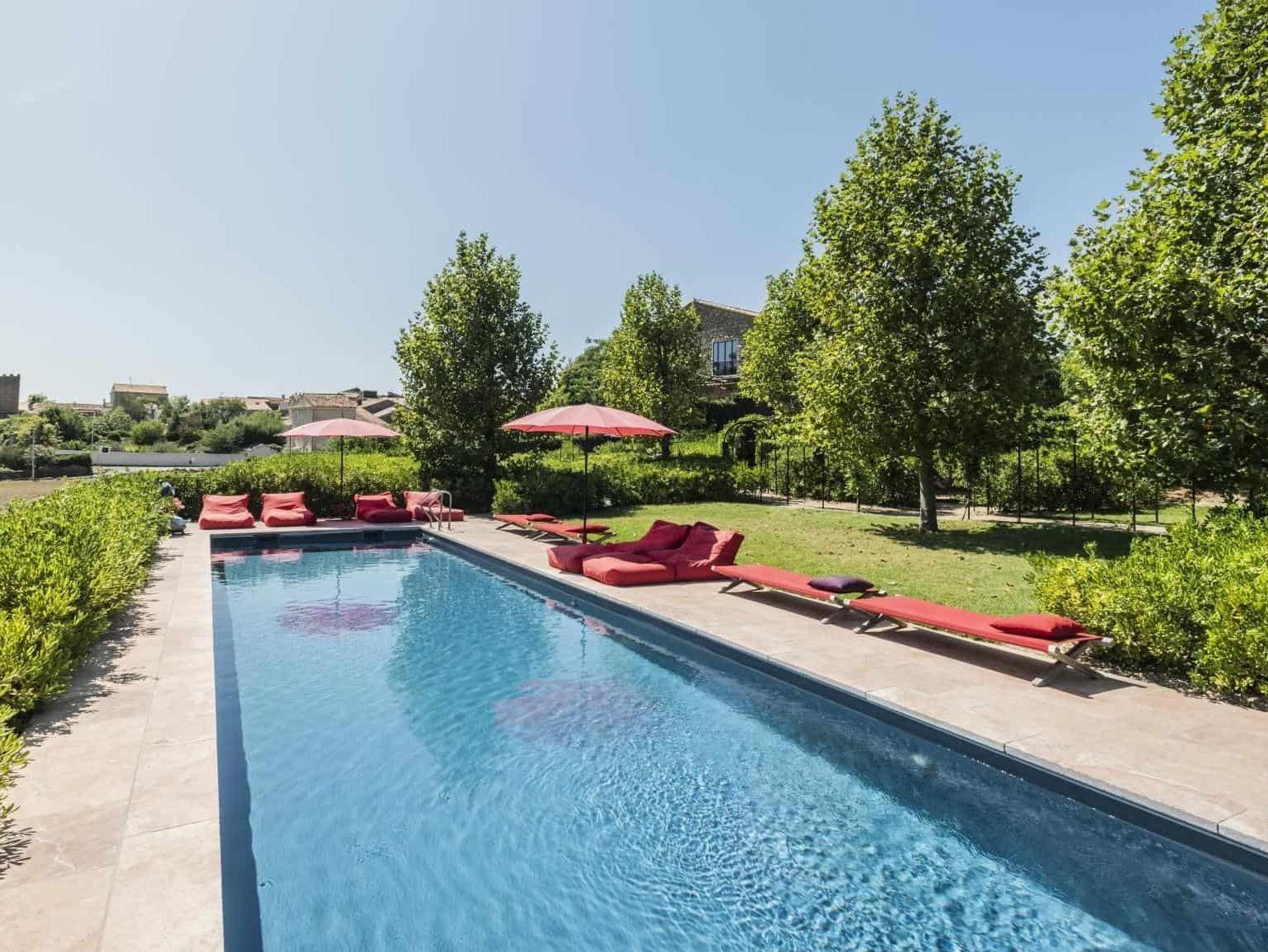 L'hôtel De Castigno, the pool