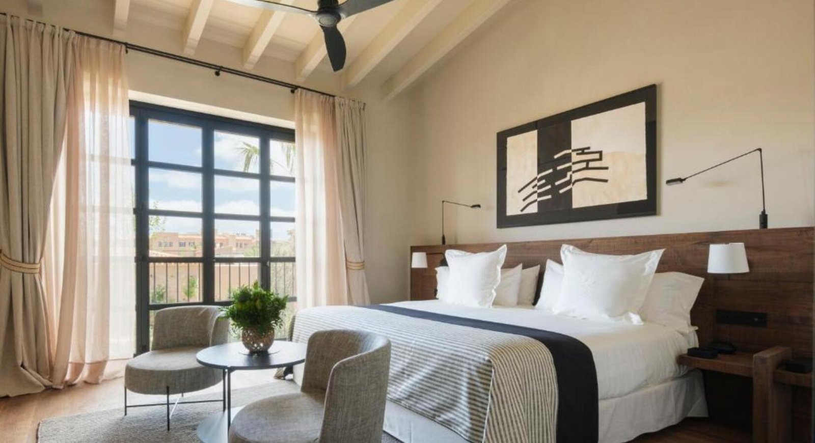 Can Ferrereta, rooms