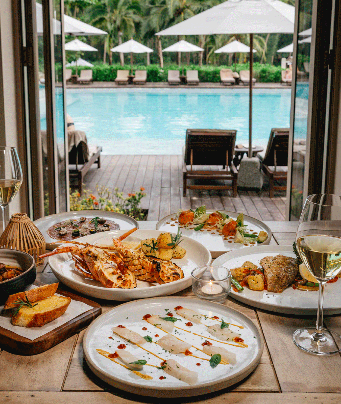 Devasom Khao Lak Beach Resort & Villas, eat & drink
