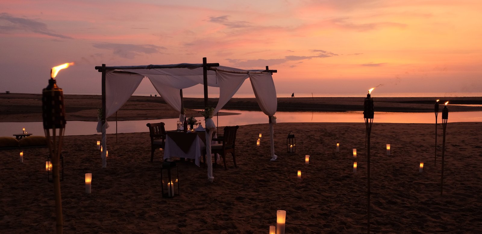 Devasom Khao Lak Beach Resort & Villas, eat & drink