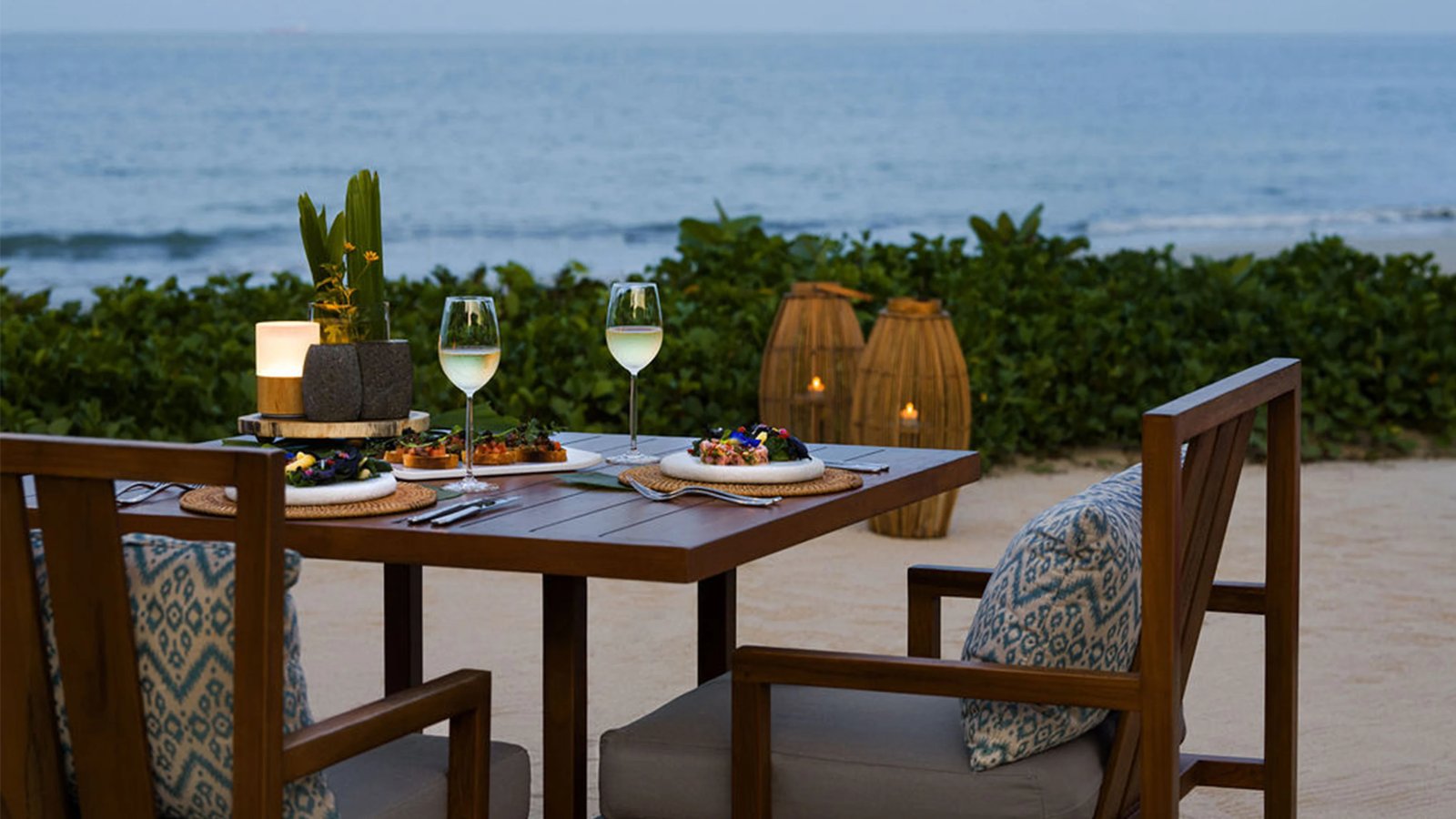 Mandarin Oriental, Desaru Coast, ember beach club