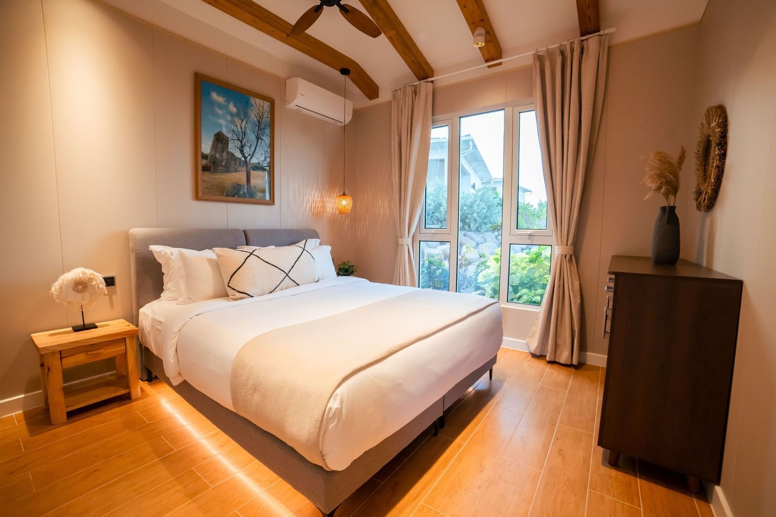 Golden Rock Dive & Nature Resort, rooms