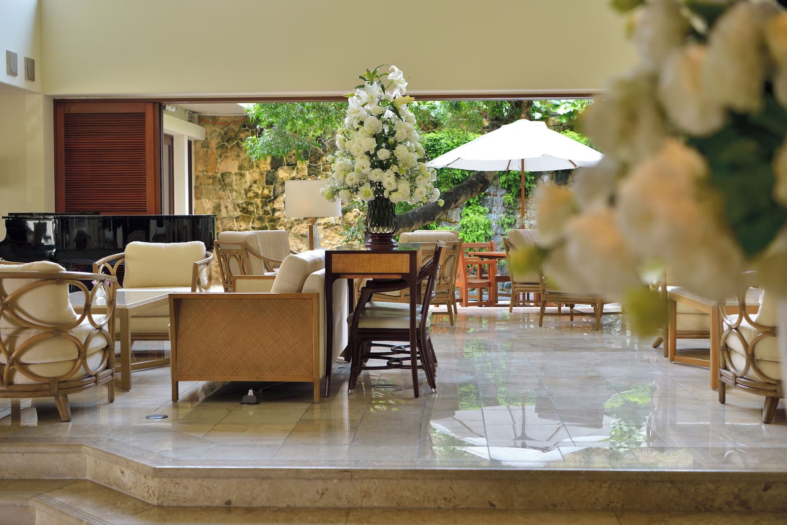 The Naha Terrace — vibe