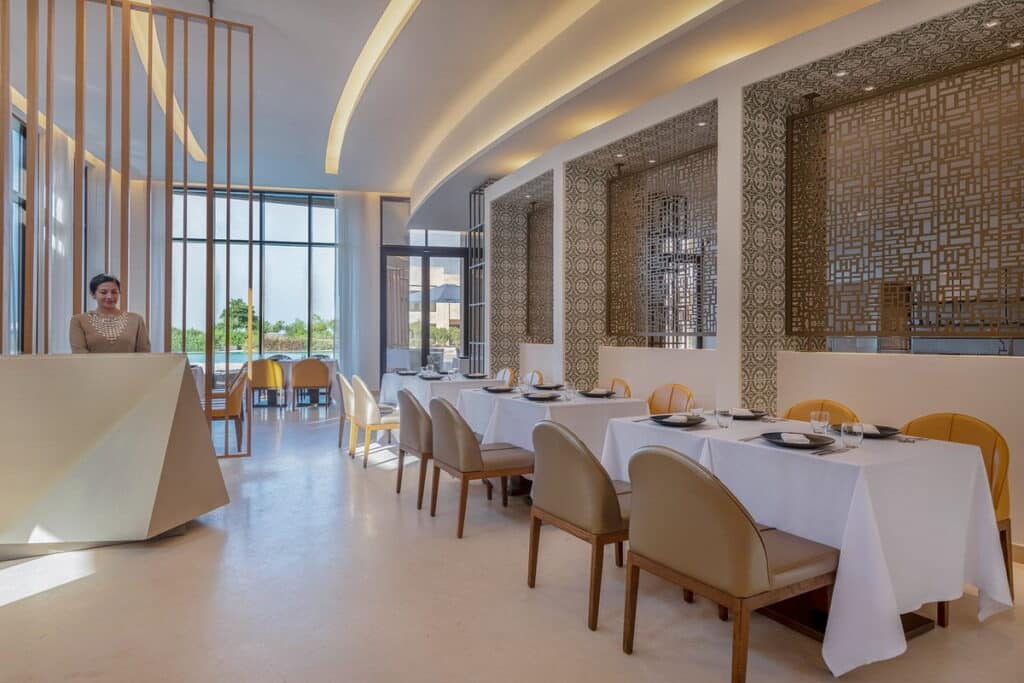 Zulal Wellness Resort by Chiva-Som, eat & drink