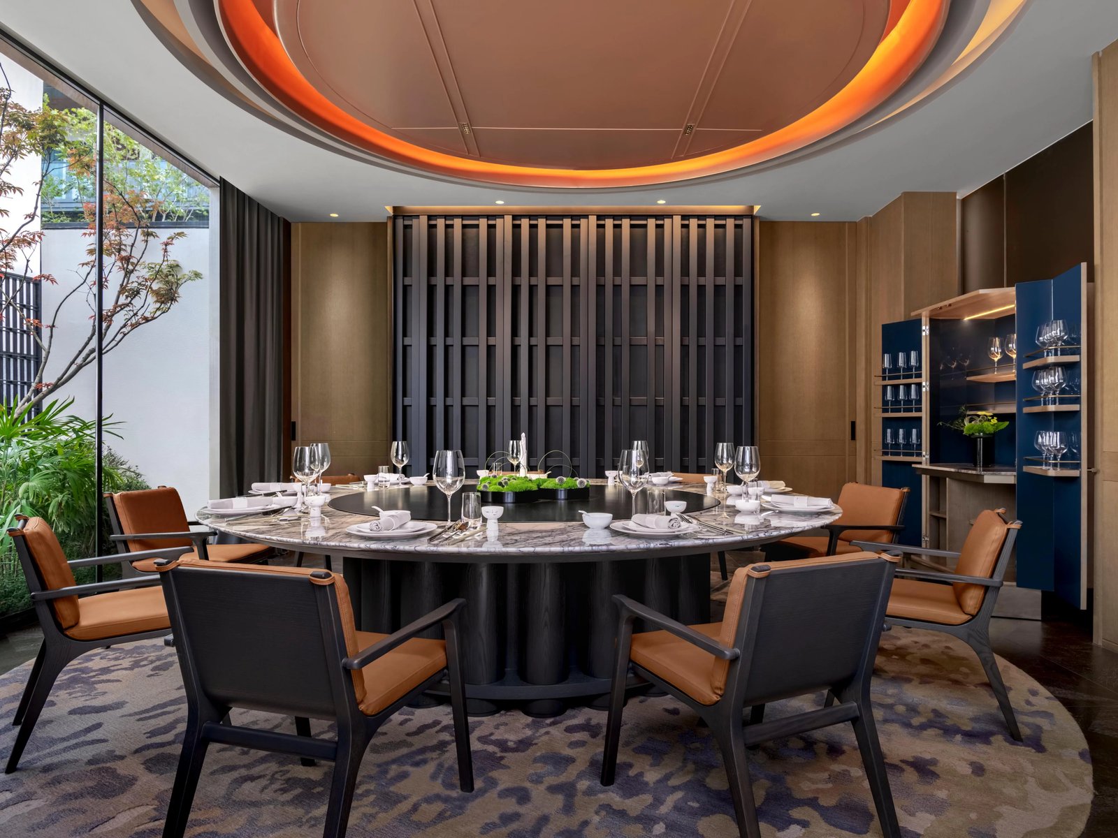 Kimpton Suzhou Bamboo Grove, an IHG Hotel, at the table