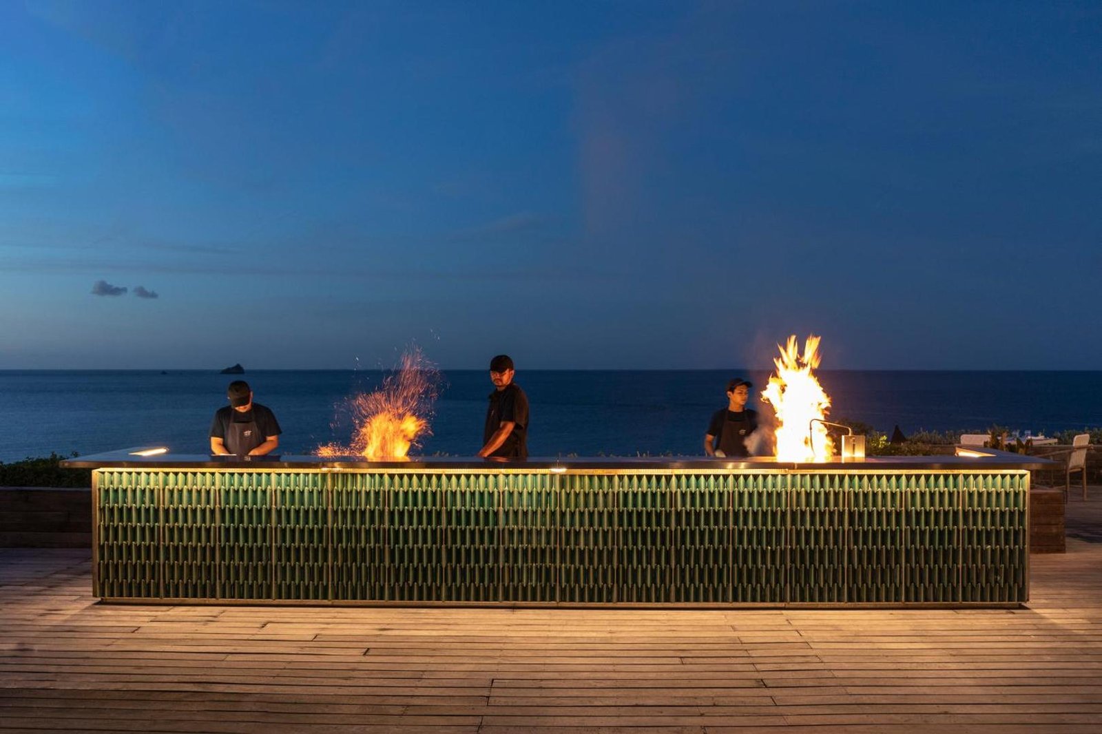 Cape Fahn Hotel, eat & drink