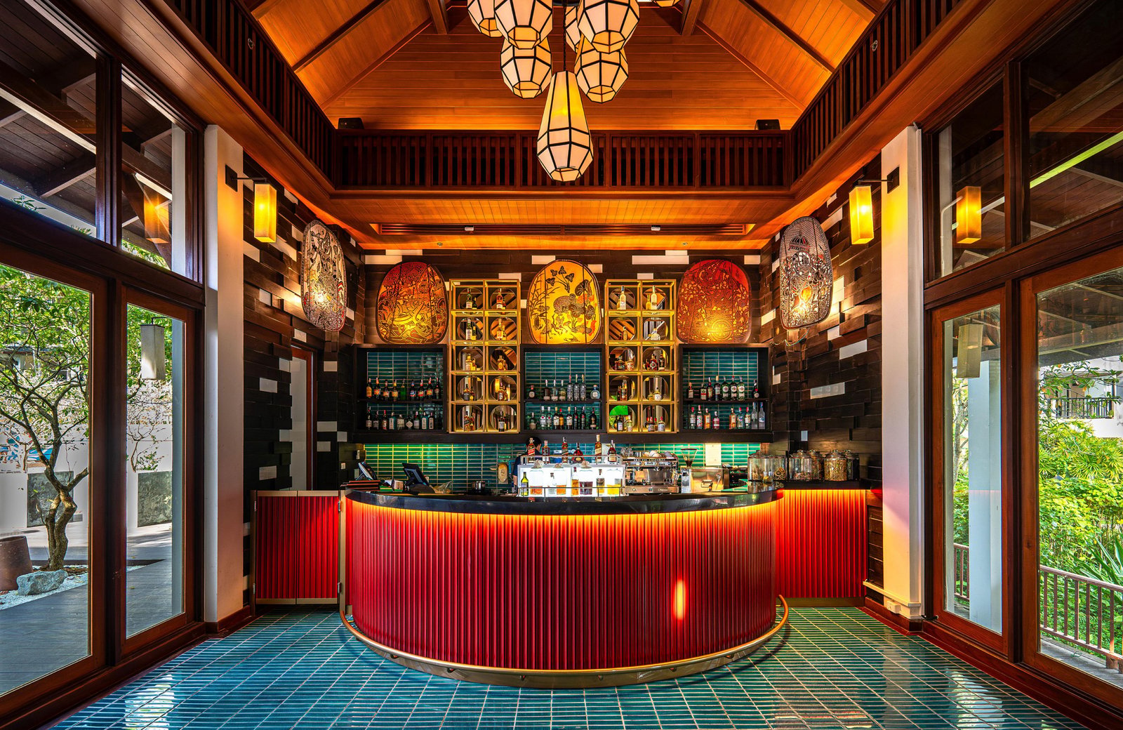 Marriott's Mai Khao Resort, delights noodle bar