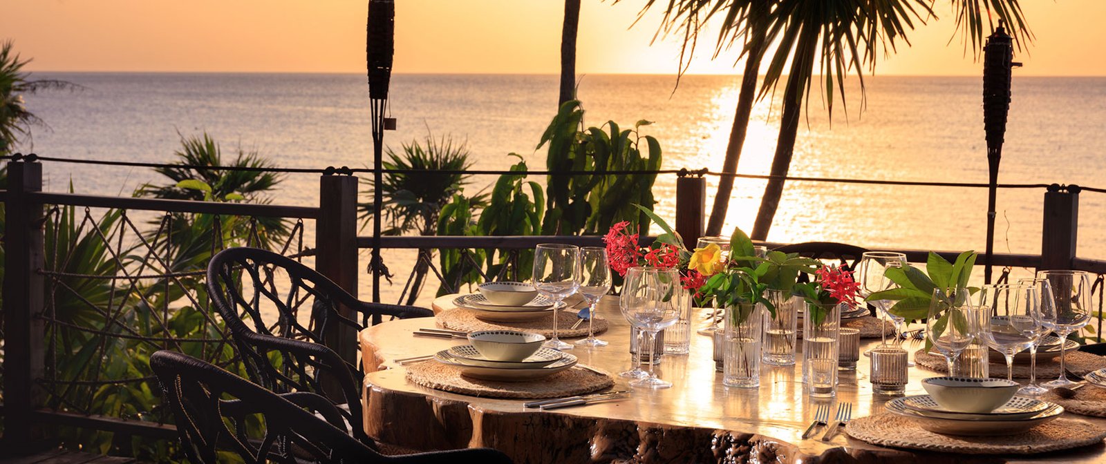 Kimpton Grand Roatan Resort and Spa, eat & drink
