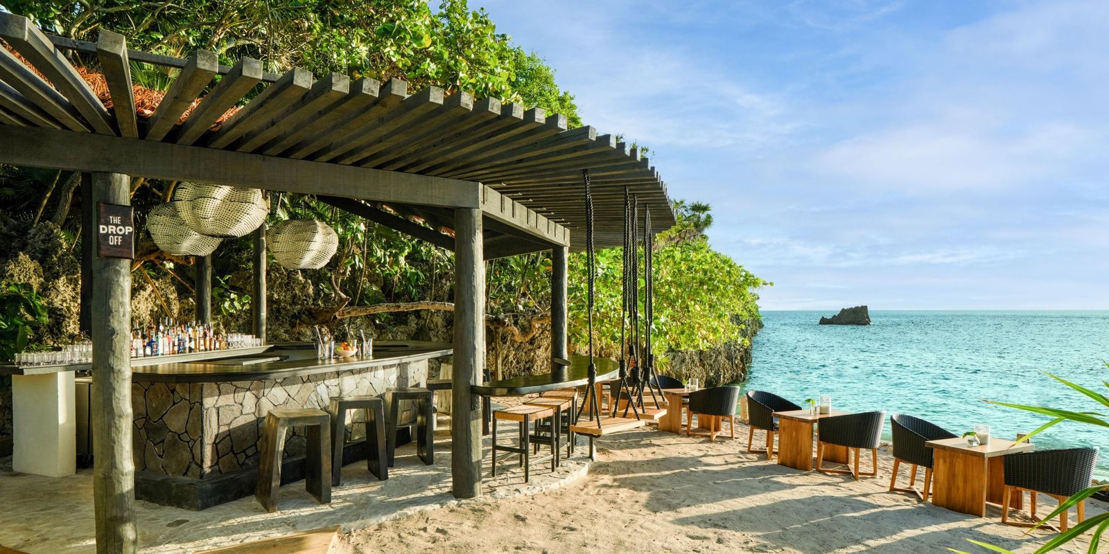 Kimpton Grand Roatan Resort and Spa, eat & drink