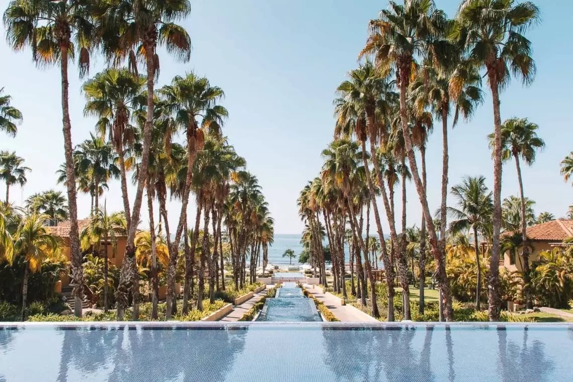 The St. Regis Punta Mita Resort, vibe
