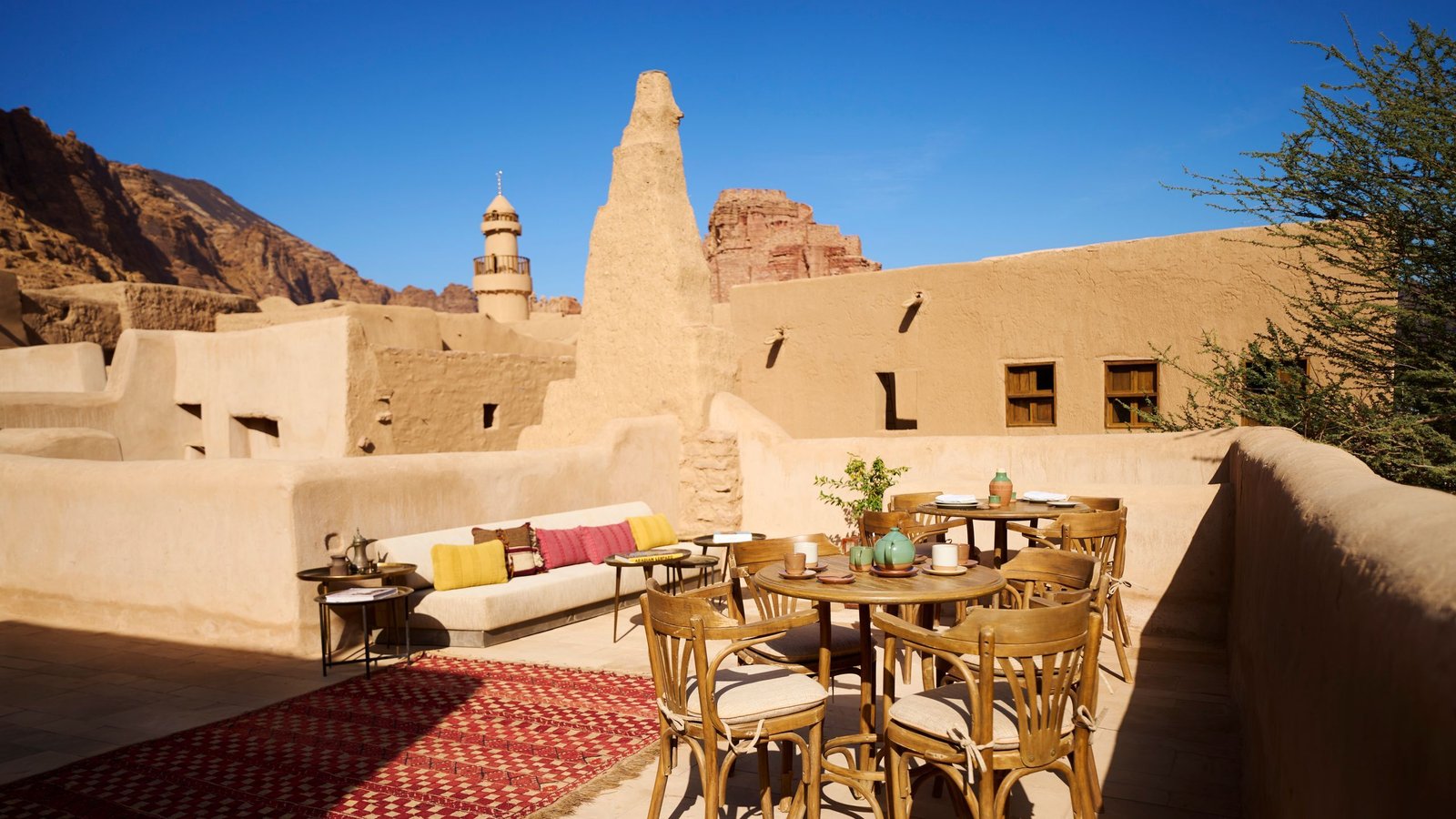 Dar Tantora The House Hotel, at the table