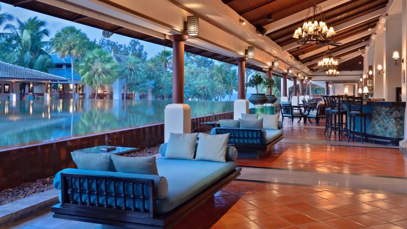 Marriott's Phuket Beach Club — eat & drink