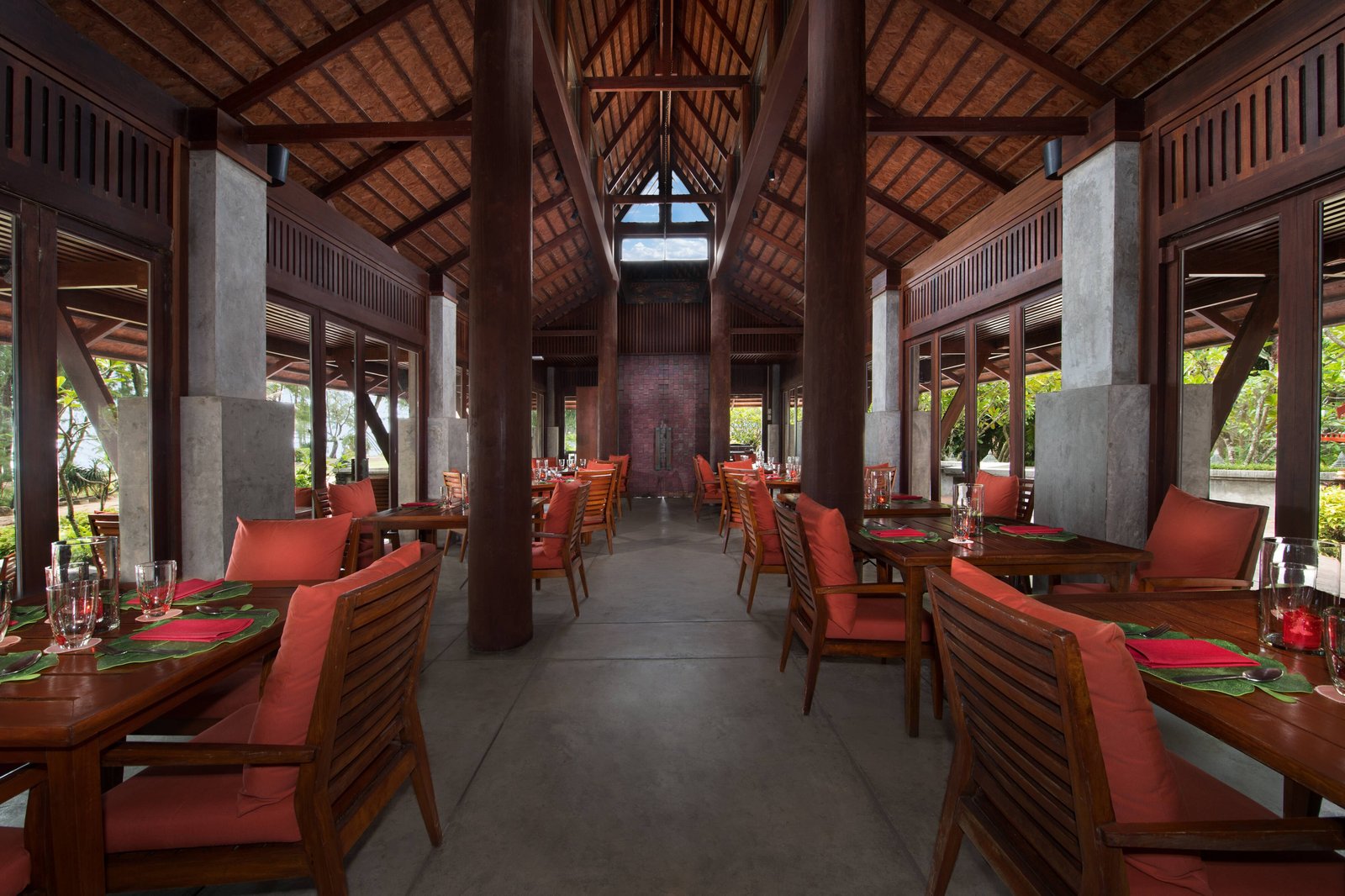 Marriott's Phuket Beach Club, at the table