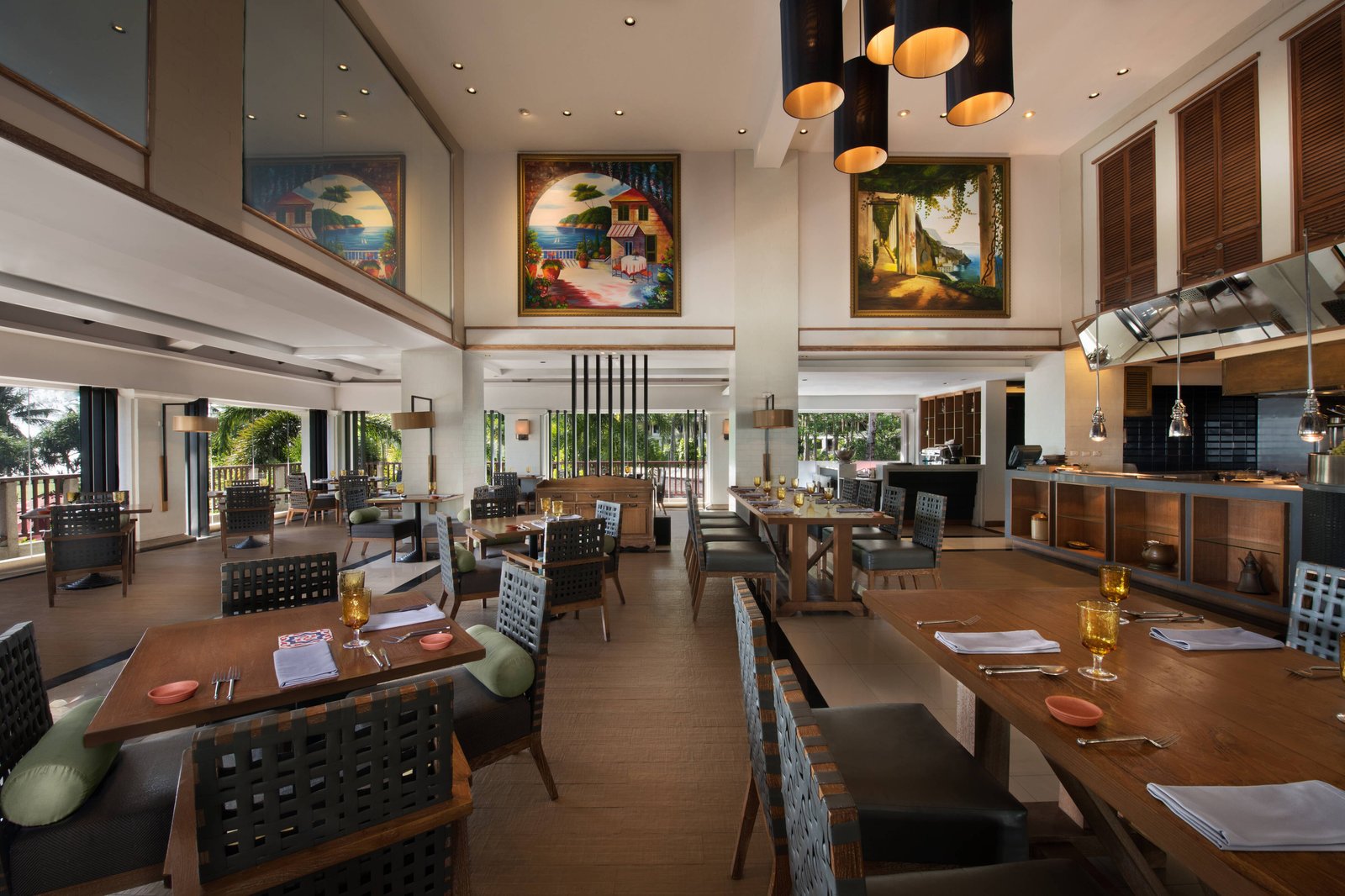 Marriott's Phuket Beach Club, cucina