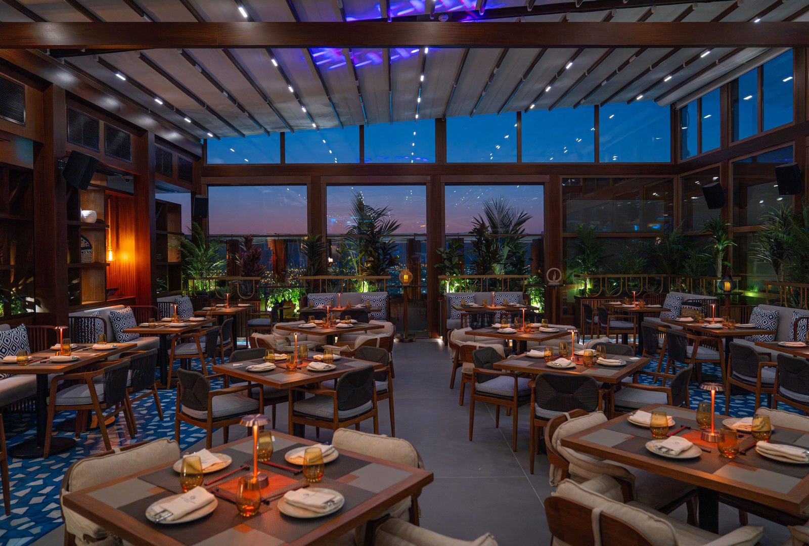 Assila, a Luxury Collection Hotel, Jeddah, siddharta lounge by buddha-bar